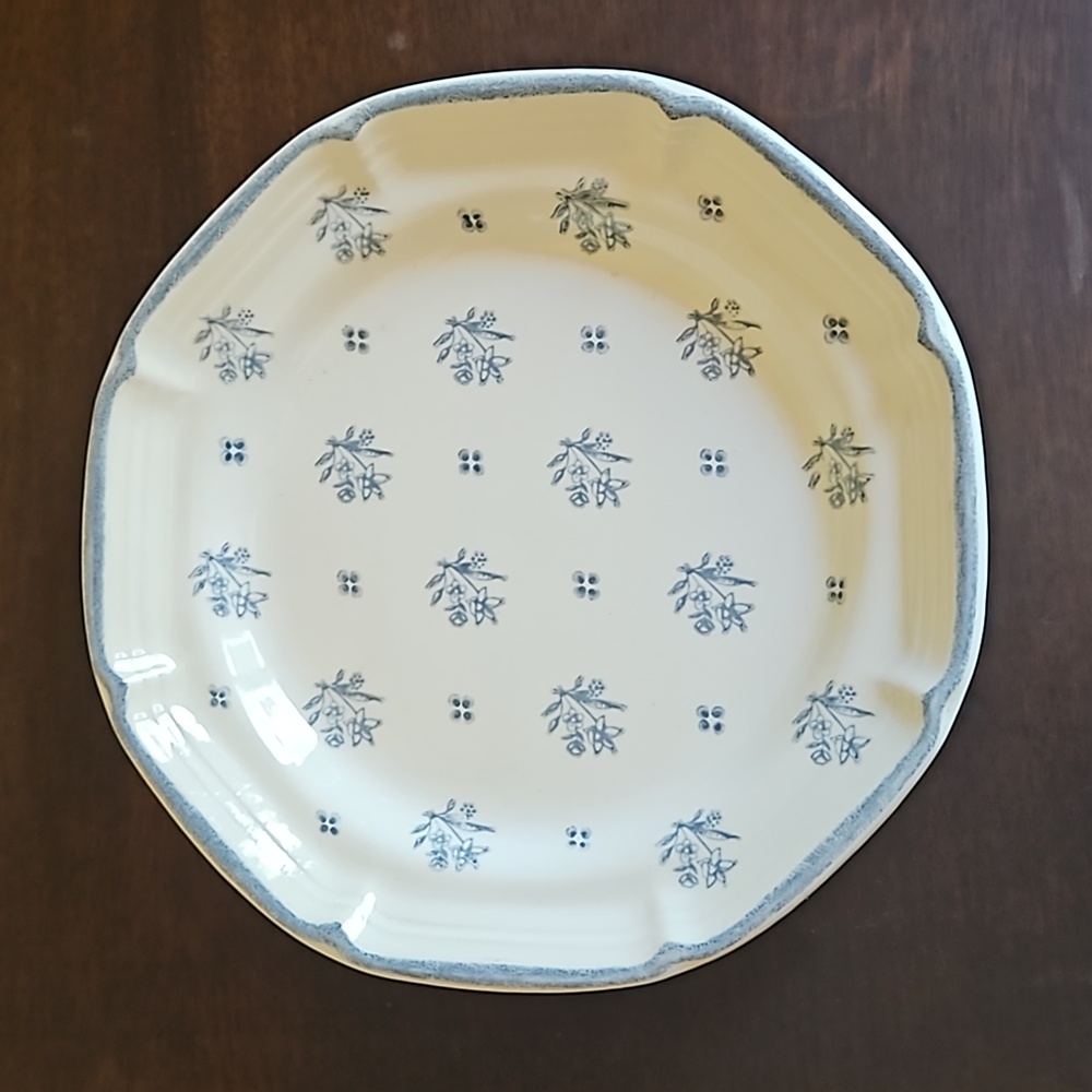 2 Shenandoah Stoneware dessert/salad plates